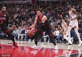 她们职业选 她们职业选