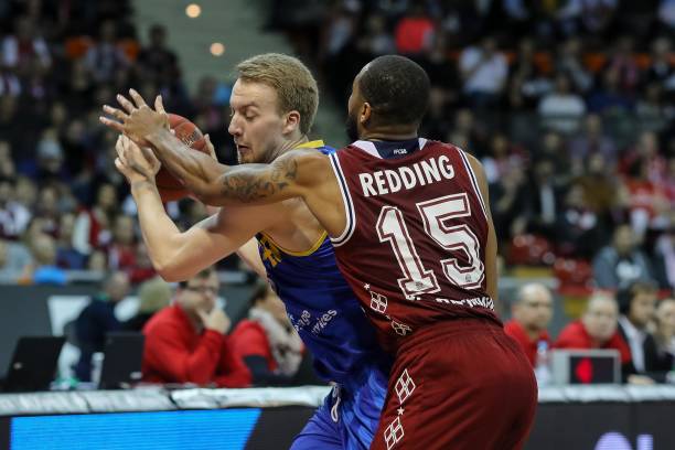 当她捧起金 当她捧起金