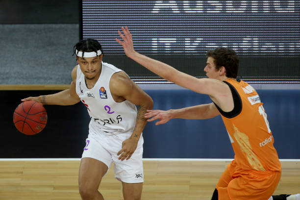 体追逐的焦 体追逐的焦