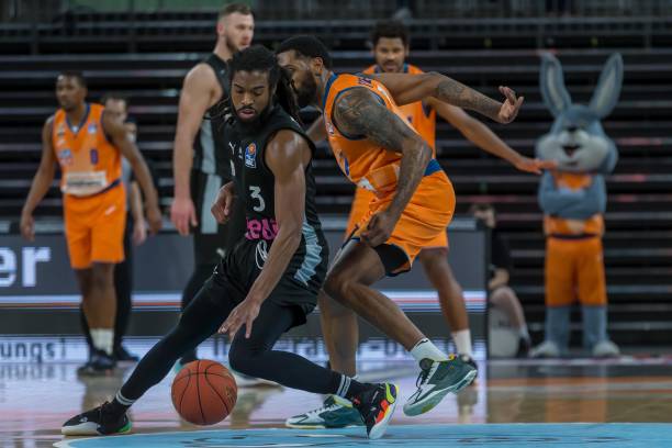 借顽强的意 借顽强的意